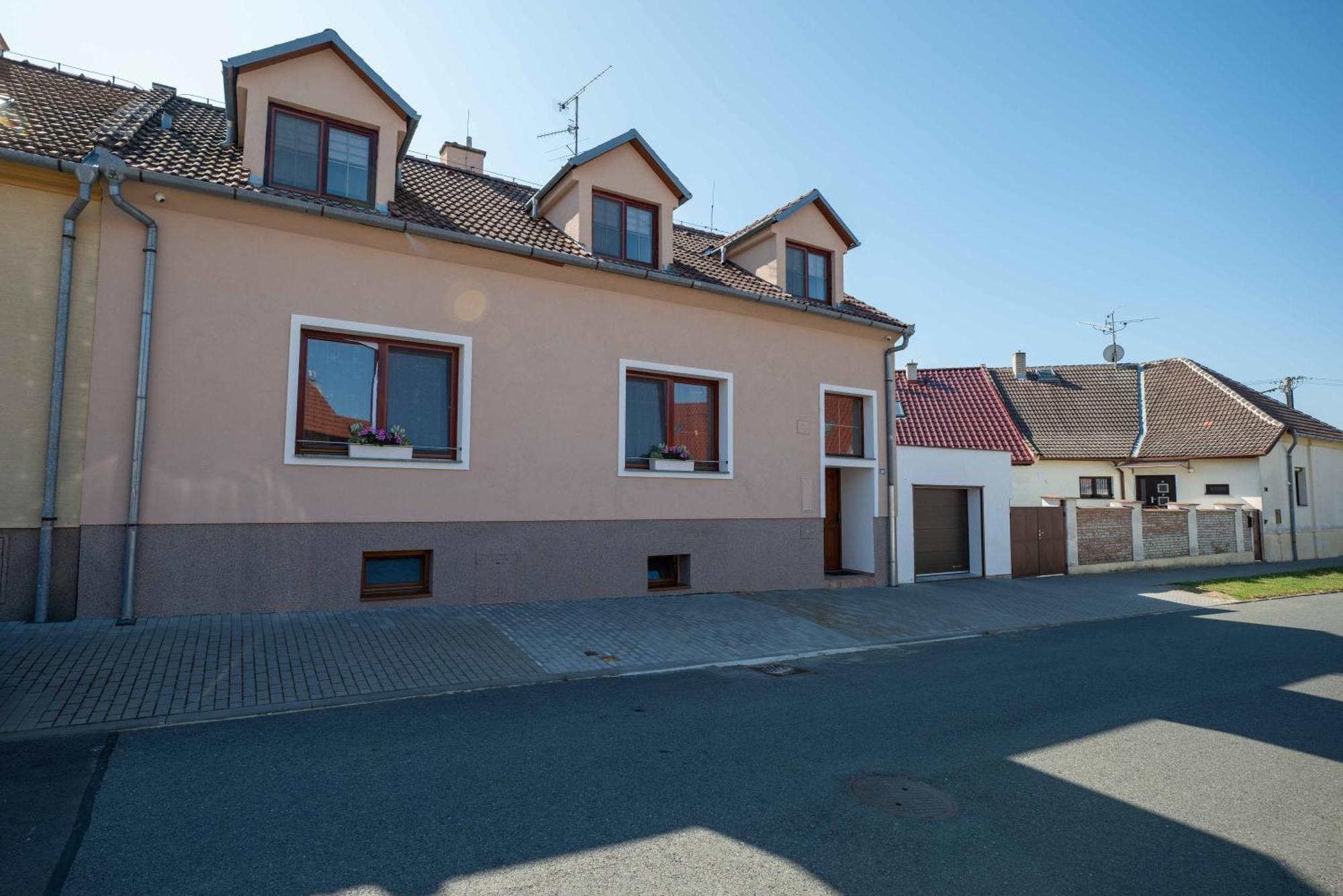 Papi Apartman Valtice Bagian luar foto